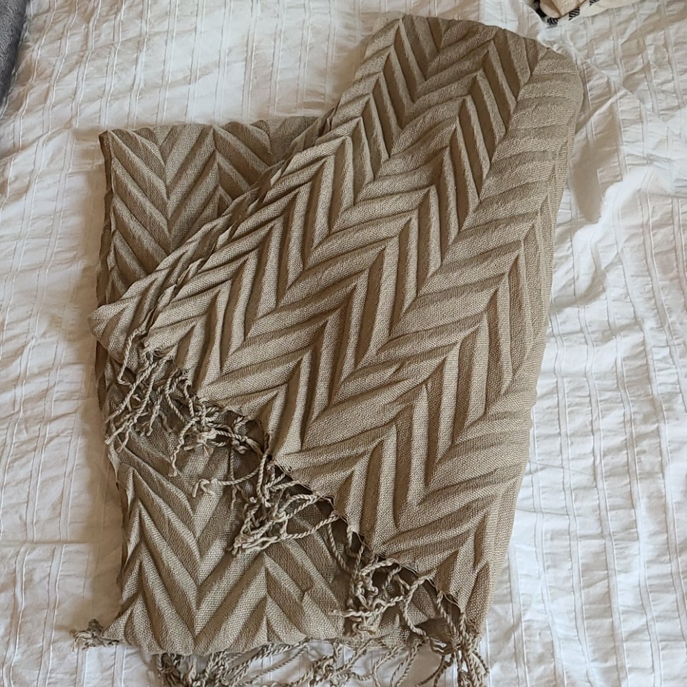 Lightweight Scarf
